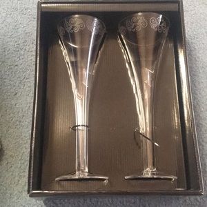 Bride and Groom toasting glasses